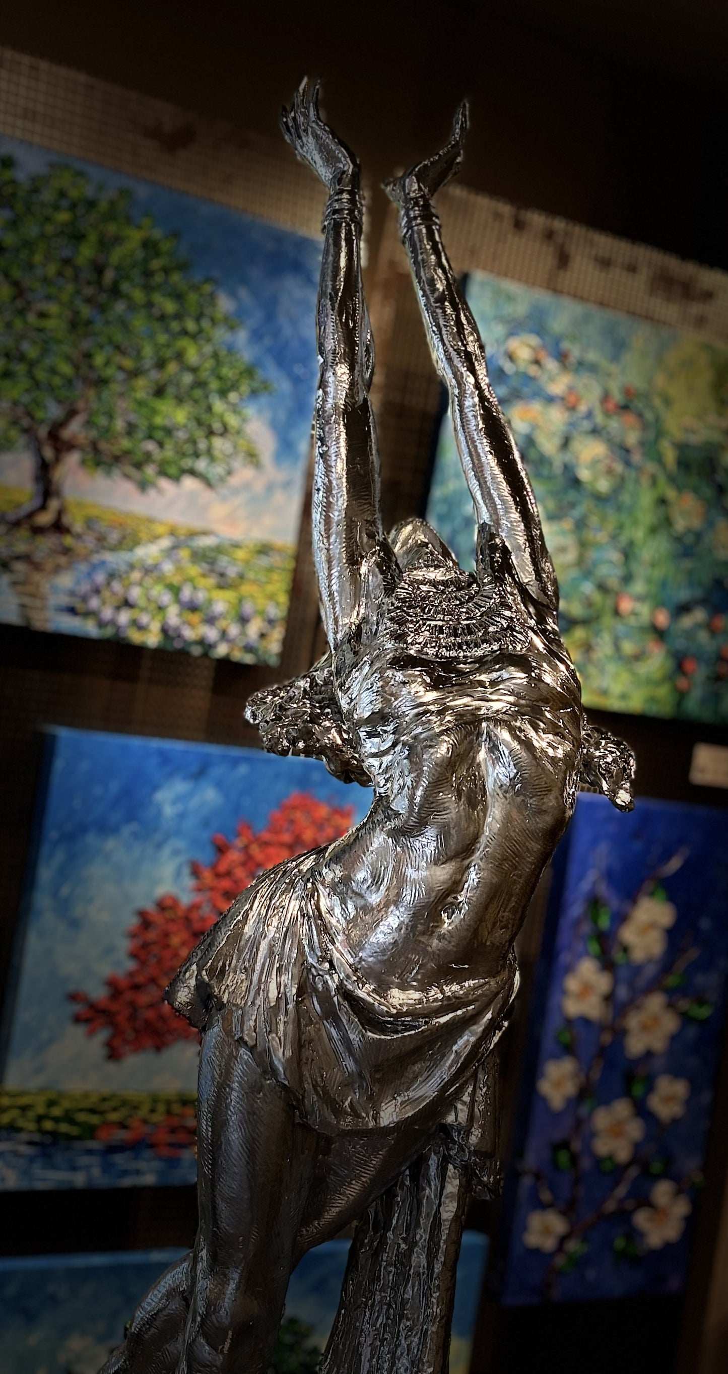 Rise sculpture by Mario Chiodo at Gallery 1870 - FINE ART NAPA