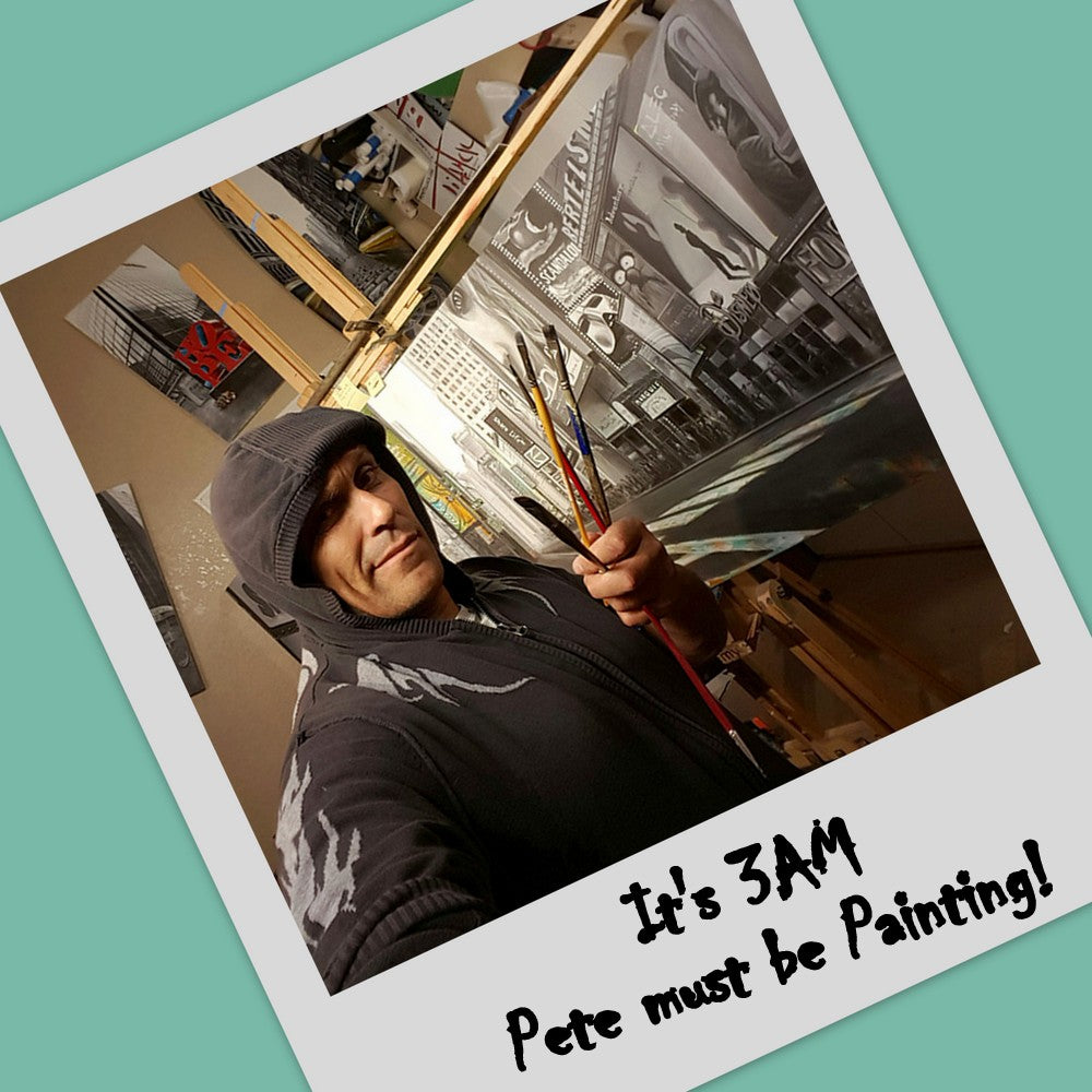 Artist Pete Tillack painting on Scandalous at Gallery 1870